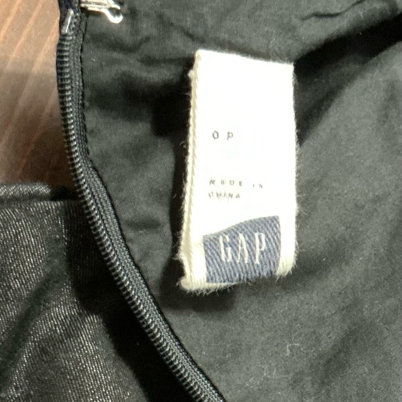 Adorable Gap Denim Dress - Picture 16 of 16